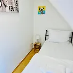 Massive Karli Loft - Over 130 Meters Floor Space - Theater - 4 Private Sleeping Areas - Location In *
