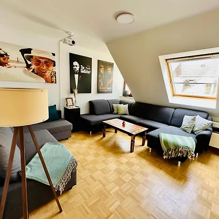 Massive Karli Loft - Over 130 Meters Floor Space - Theater - 4 Private Sleeping Areas - Location In * Leipzig