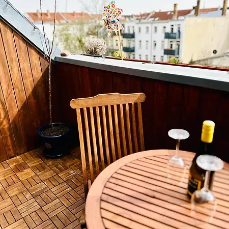 Massive Karli Loft - Over 130 Meters Floor Space - Theater - 4 Private Sleeping Areas - Location In Апартаменты Лейпциг