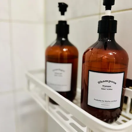 Massive Karli Loft - Over 130 Meters Floor Space - Theater - 4 Private Sleeping Areas - Location In *