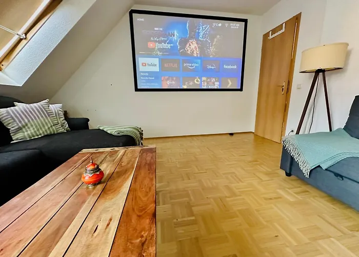 Lägenhet Massive Karli Loft - Over 130 Meters Floor Space - Theater - 4 Private Sleeping Areas - Location In