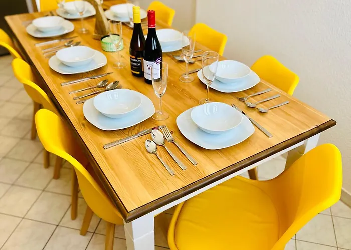 Massive Karli Loft - Over 130 Meters Floor Space - Theater - 4 Private Sleeping Areas - Location In Leipzig