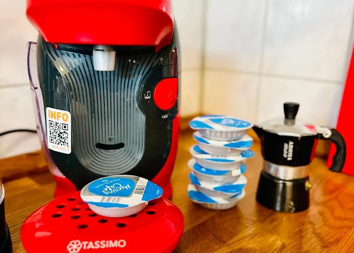 Massive Karli Loft - Over 130 Meters Floor Space - Theater - 4 Private Sleeping Areas - Location In * Leipzig